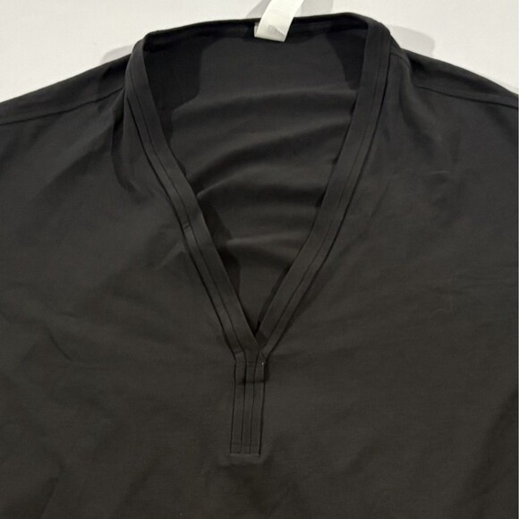 Lululemon Back In Action Long Sleeve V-Neck Pima Cotton Black Womens Sz 4 NWT - Picture 4 of 11